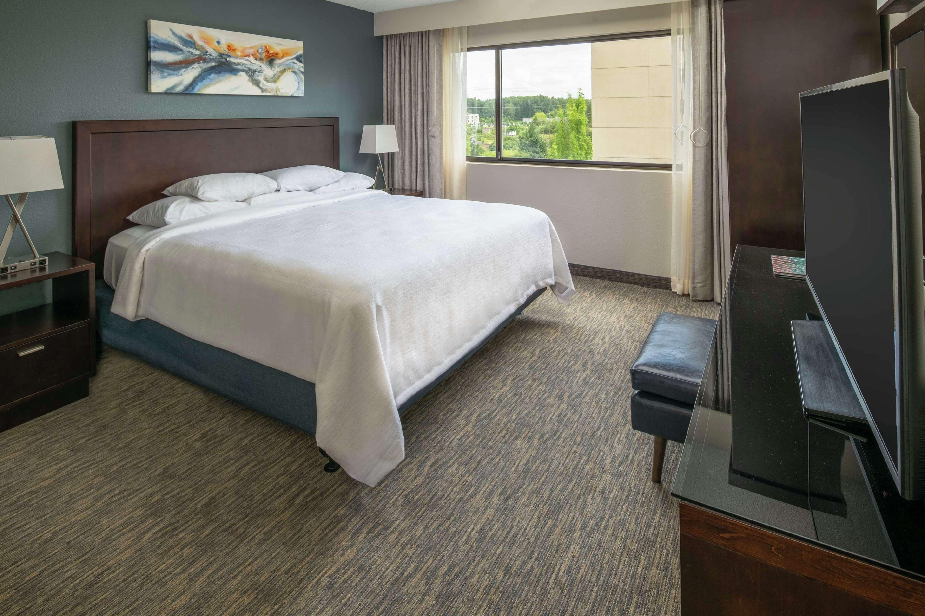 Hotel Embassy By Hilton Seattle - Tacoma International Airport