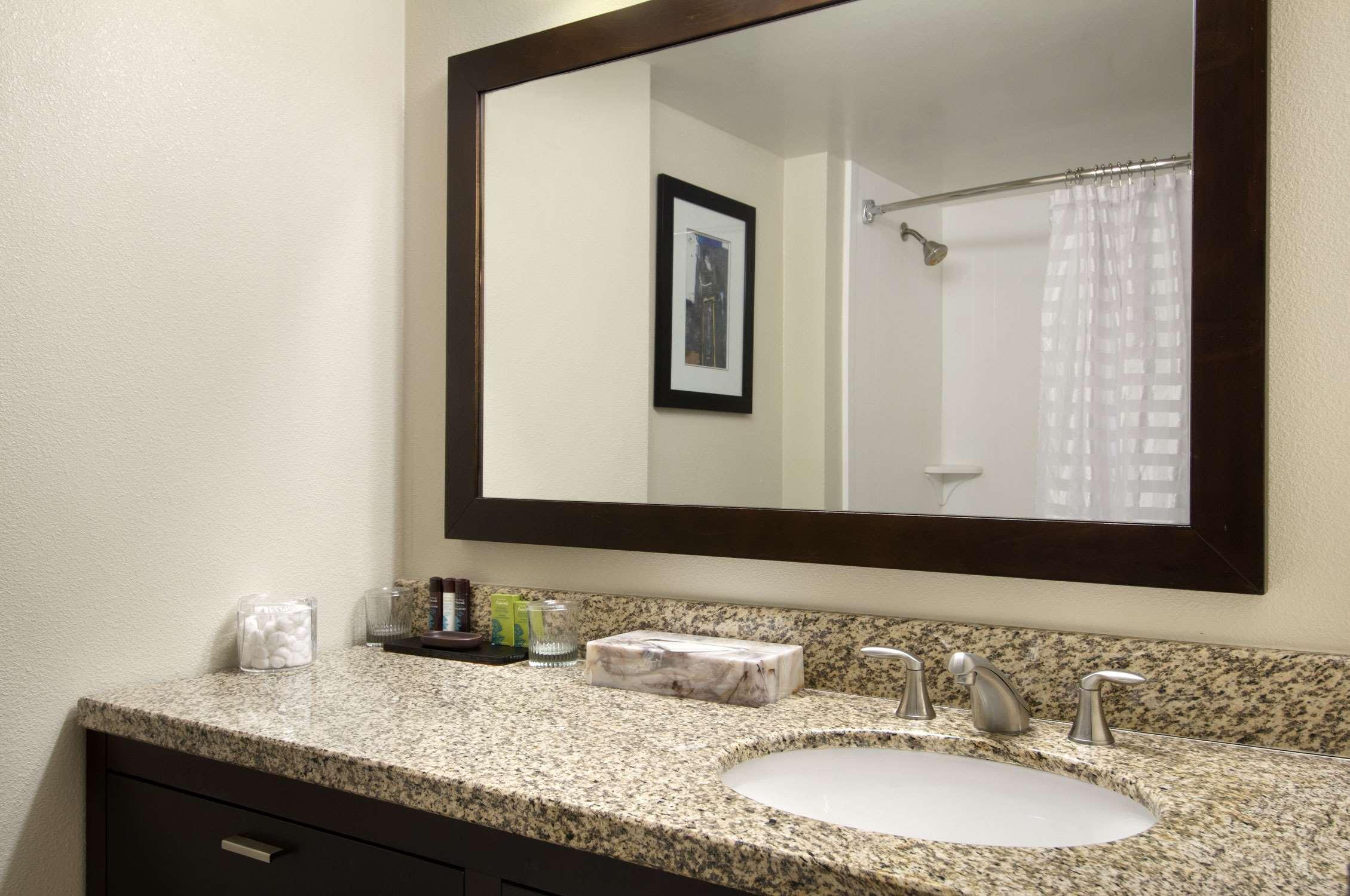 Embassy By Hilton Seattle - Tacoma International Airport Tukwila