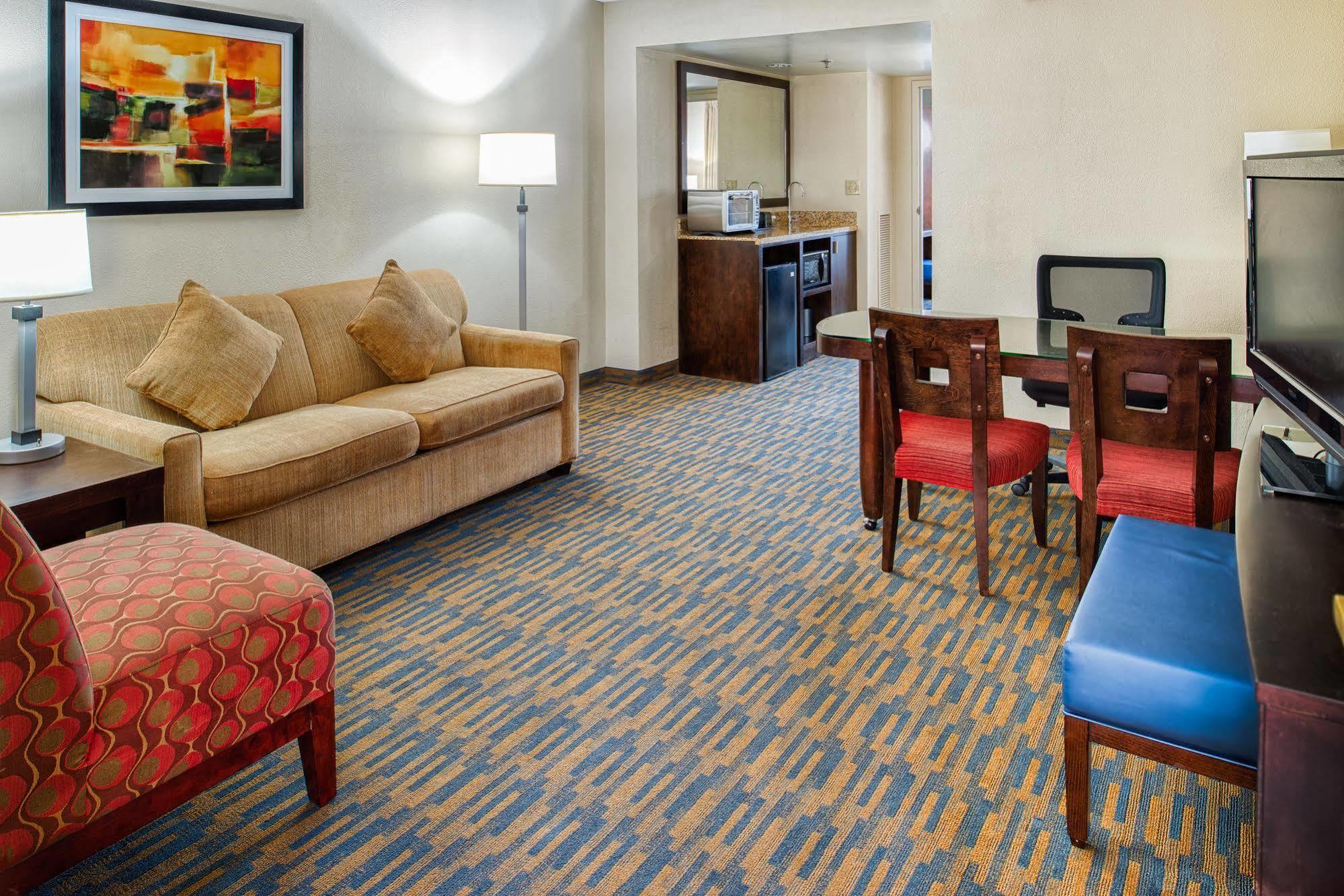 Hotel Embassy By Hilton Seattle - Tacoma International Airport Tukwila